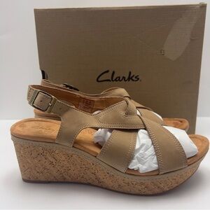 Clarks - Ladies Elleri Rae Wedge Sandal - Nougat. Size: 12 M (US). NWT